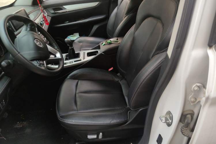 Used Hanteng X5 2018 1.5T Manual Luxury Edition Left Front Seat