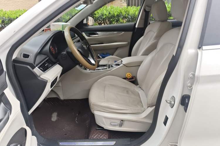Used Hanteng X5 2018 1.5T CVT Luxury Edition Left Front Seat