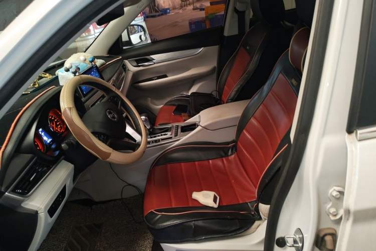 Used Hanteng X5 2018 1.5T CVT Luxury Edition Left Front Seat
