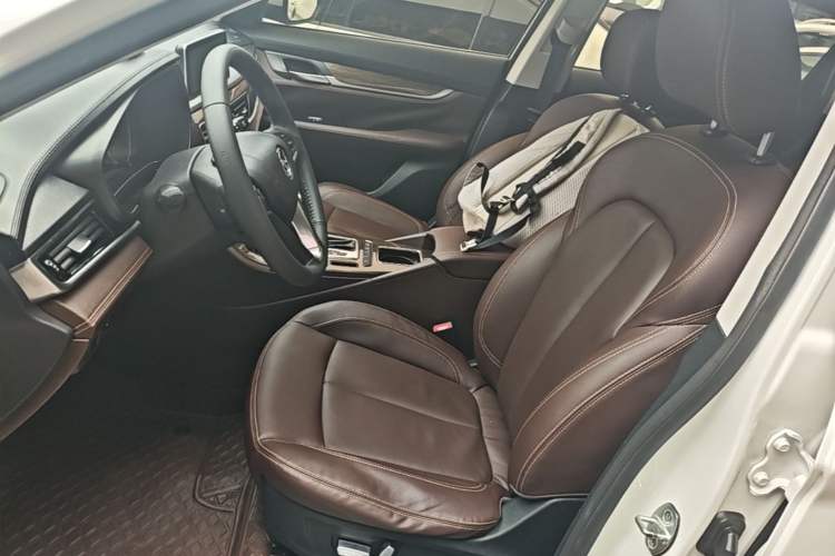 Used Hanteng X5 2018 1.5T CVT Luxury Edition Left Front Seat