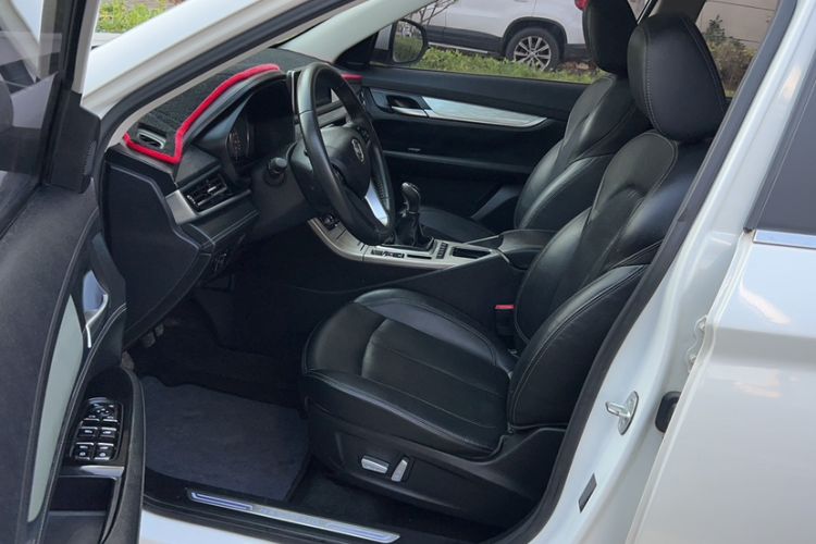 Used Hanteng X5 2018 1.5T Manual Luxury Edition Left Front Seat