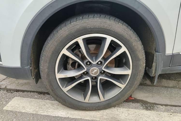 Used Hanteng X5 2018 1.5T CVT Luxury Edition Left Front Wheel Hub