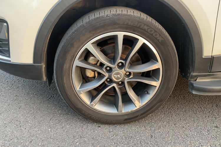 Used Hanteng X5 2018 1.5T CVT Luxury Edition Left Front Wheel Hub
