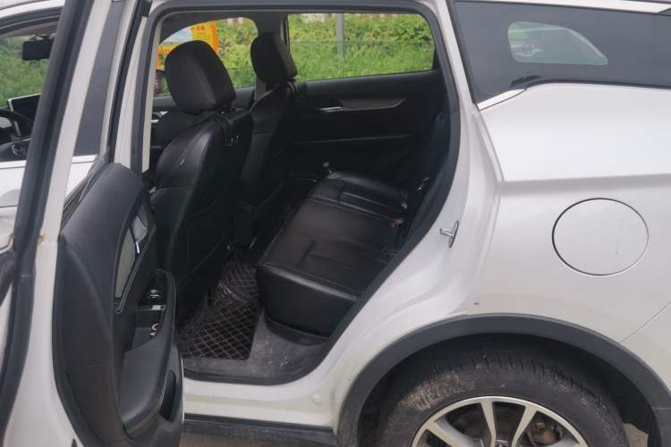 Used Hanteng X5 2018 1.5T CVT Elite Edition Left Rear Seat