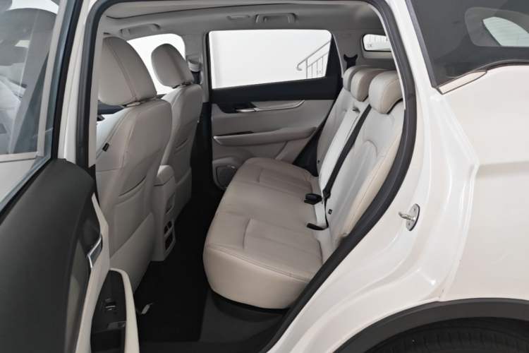 Used Hanteng X5 2018 1.5T CVT New Year Edition Left Rear Seat
