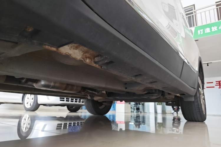 Used Hanteng X5 2018 1.5T CVT New Year Edition Left Side Sill