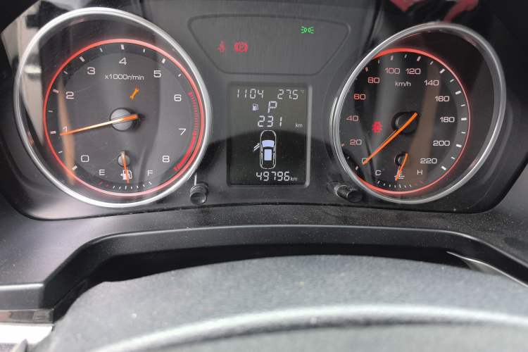 Used Hanteng X5 2018 1.5T CVT Luxury Edition Odometer Close Up