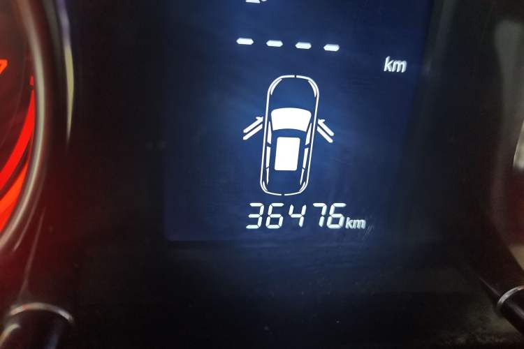 Used Hanteng X5 2018 1.5T Manual Elite Edition Odometer Close Up