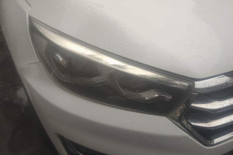 Used Hanteng X5 2018 1.5T CVT Luxury Edition Right Front Headlight