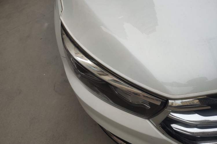 Used Hanteng X5 2018 1.5T Manual Luxury Edition Right Front Headlight