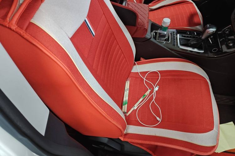 Used Hanteng X5 2018 1.5T CVT Luxury Edition Right Front Seat