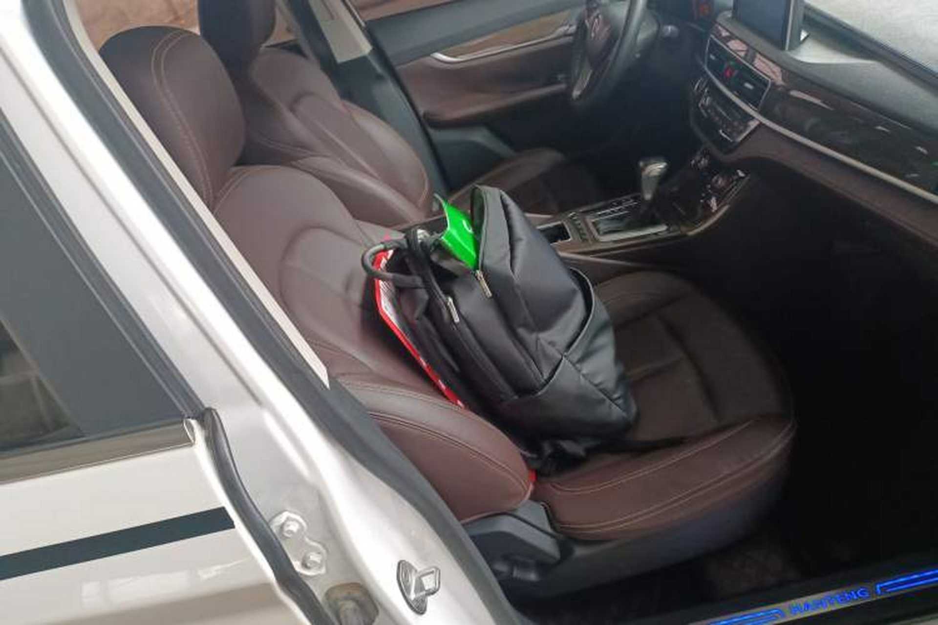 Used Hanteng X5 2018 1.5T CVT Luxury Edition Right Front Seat