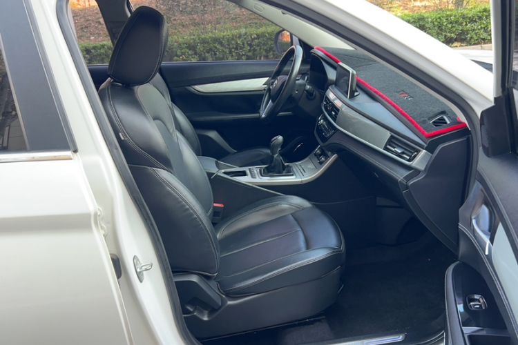 Used Hanteng X5 2018 1.5T Manual Luxury Edition Right Front Seat