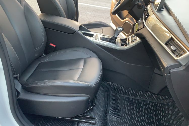 Used Hanteng X5 2018 1.5T CVT Luxury Edition Right Front Seat