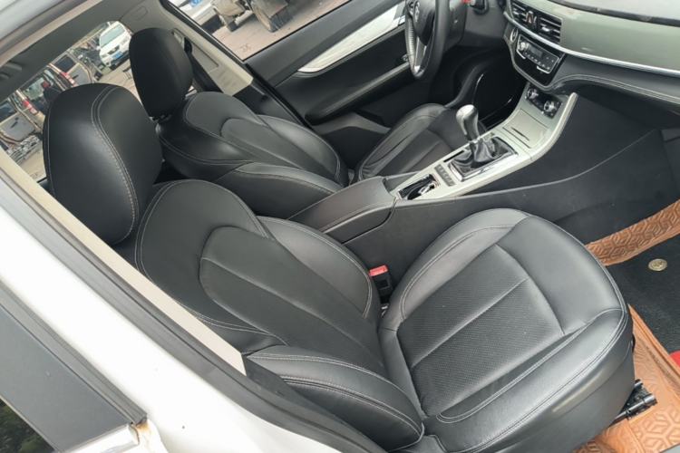 Used Hanteng X5 2018 1.5L Manual Elite Edition Right Front Seat