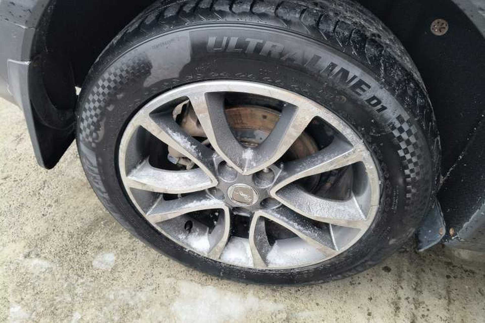 Used Hanteng X5 2018 1.5T CVT Luxury Edition Right Rear Wheel Hub