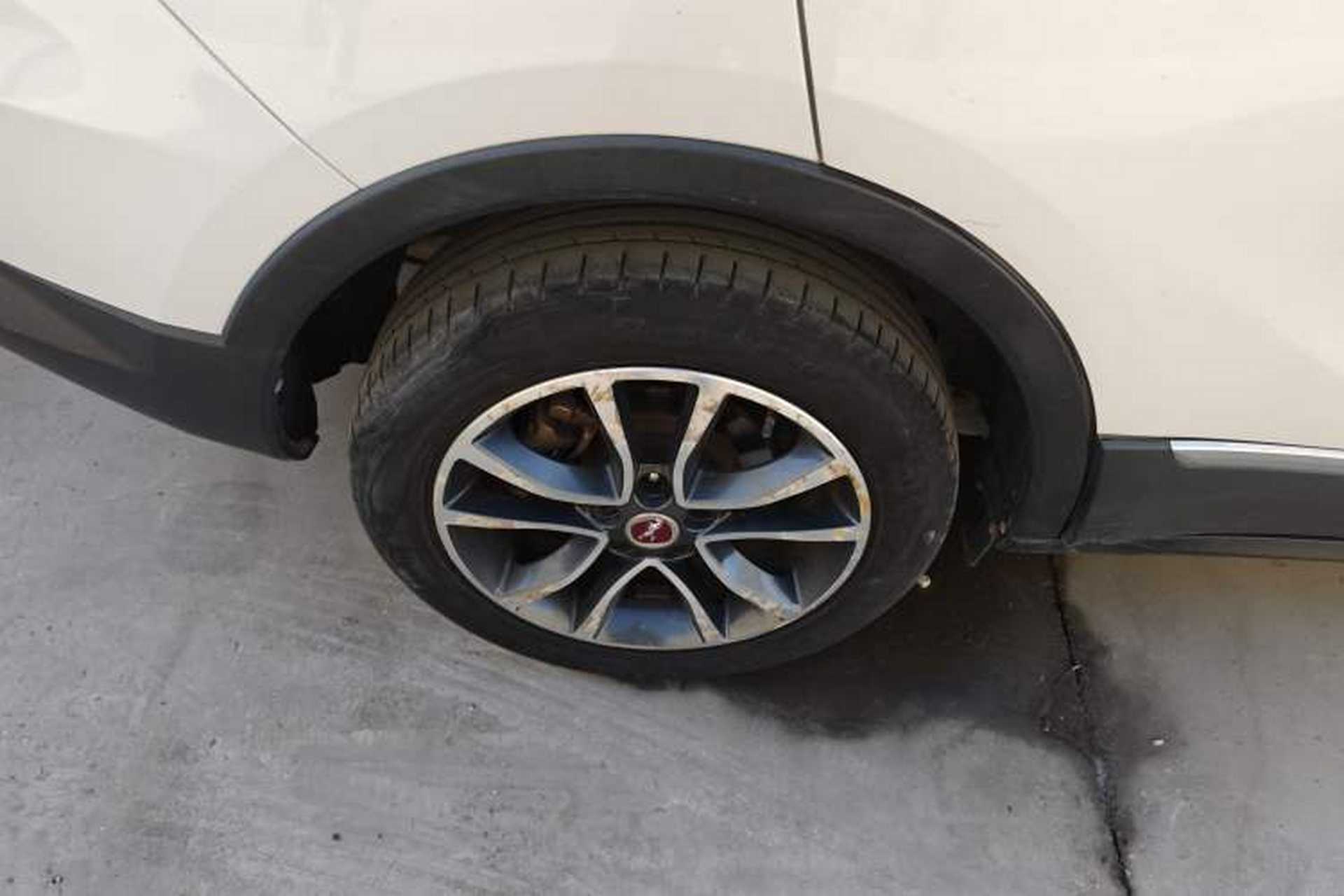 Used Hanteng X5 2018 1.5T CVT Luxury Edition Right Rear Wheel Hub