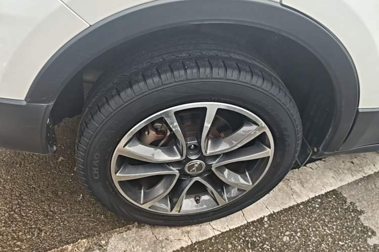 Used Hanteng X5 2018 1.5T CVT Luxury Edition Right Rear Wheel Hub