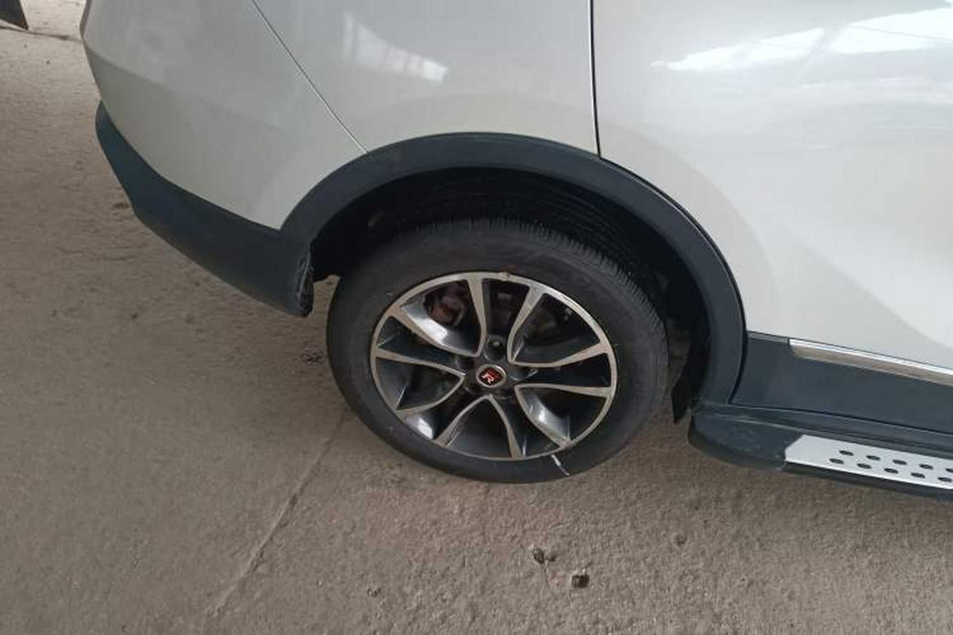 Used Hanteng X5 2018 1.5T CVT Luxury Edition Right Rear Wheel Hub