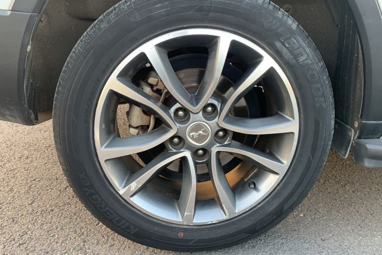 Used Hanteng X5 2018 1.5T CVT Luxury Edition Right Rear Wheel Hub