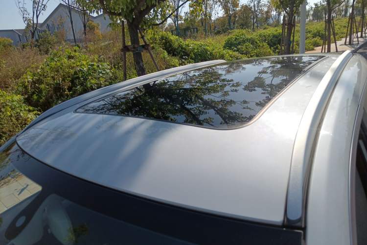 Used Hanteng X5 2018 1.5T CVT Luxury Edition Roof