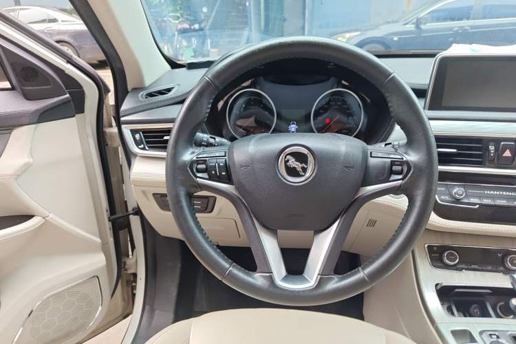 Used Hanteng X5 2018 1.5T CVT Luxury Edition Steering Wheel