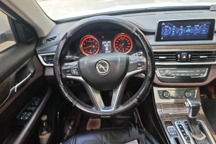 Used Hanteng X5 2018 1.5T CVT Luxury Edition Steering Wheel
