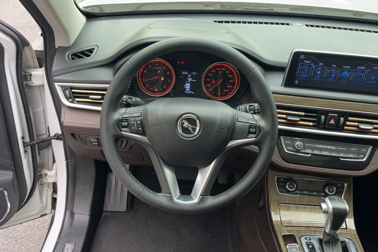 Used Hanteng X5 2018 1.5T CVT Luxury Edition Steering Wheel