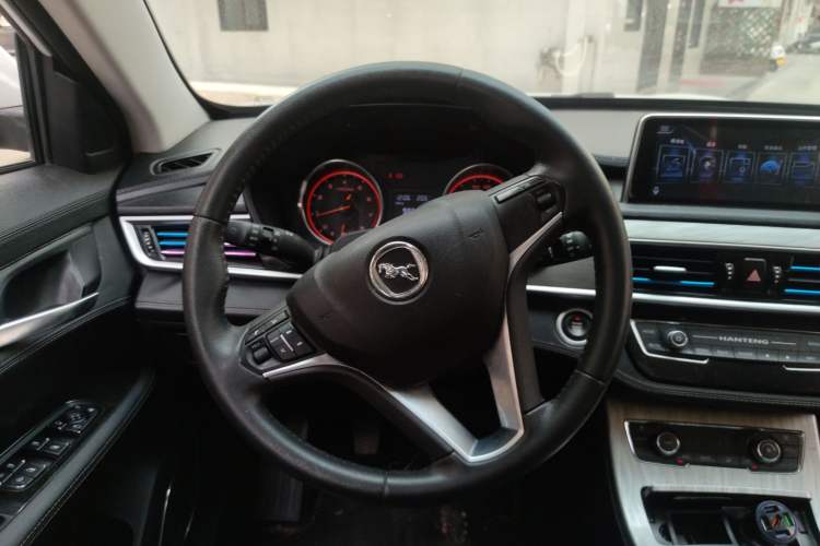 Used Hanteng X5 2018 1.5T Manual Luxury Edition Steering Wheel
