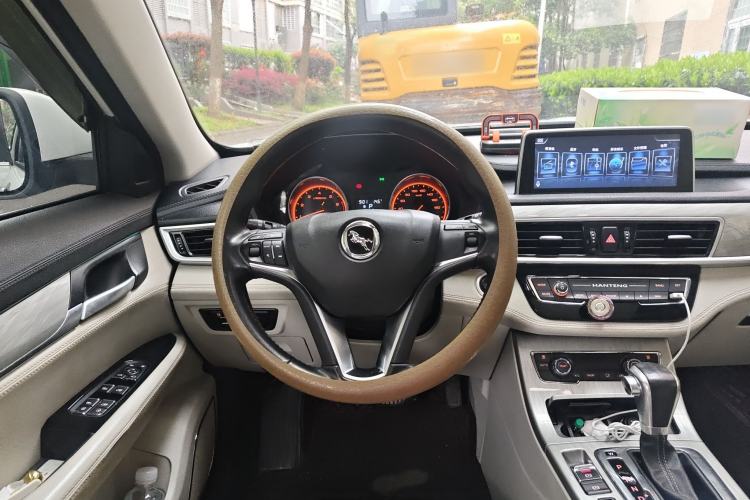 Used Hanteng X5 2018 1.5T CVT Luxury Edition Steering Wheel