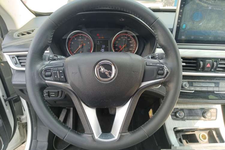 Used Hanteng X5 2018 1.5T Manual Elite Edition Steering Wheel