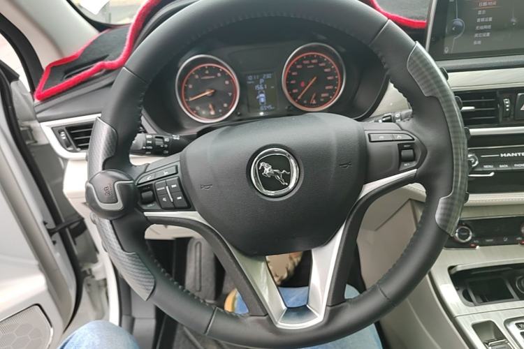 Used Hanteng X5 2018 1.5T CVT Luxury Edition Steering Wheel