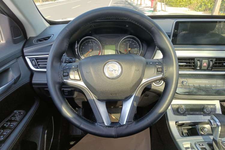 Used Hanteng X5 2018 1.5T CVT Luxury Edition Steering Wheel