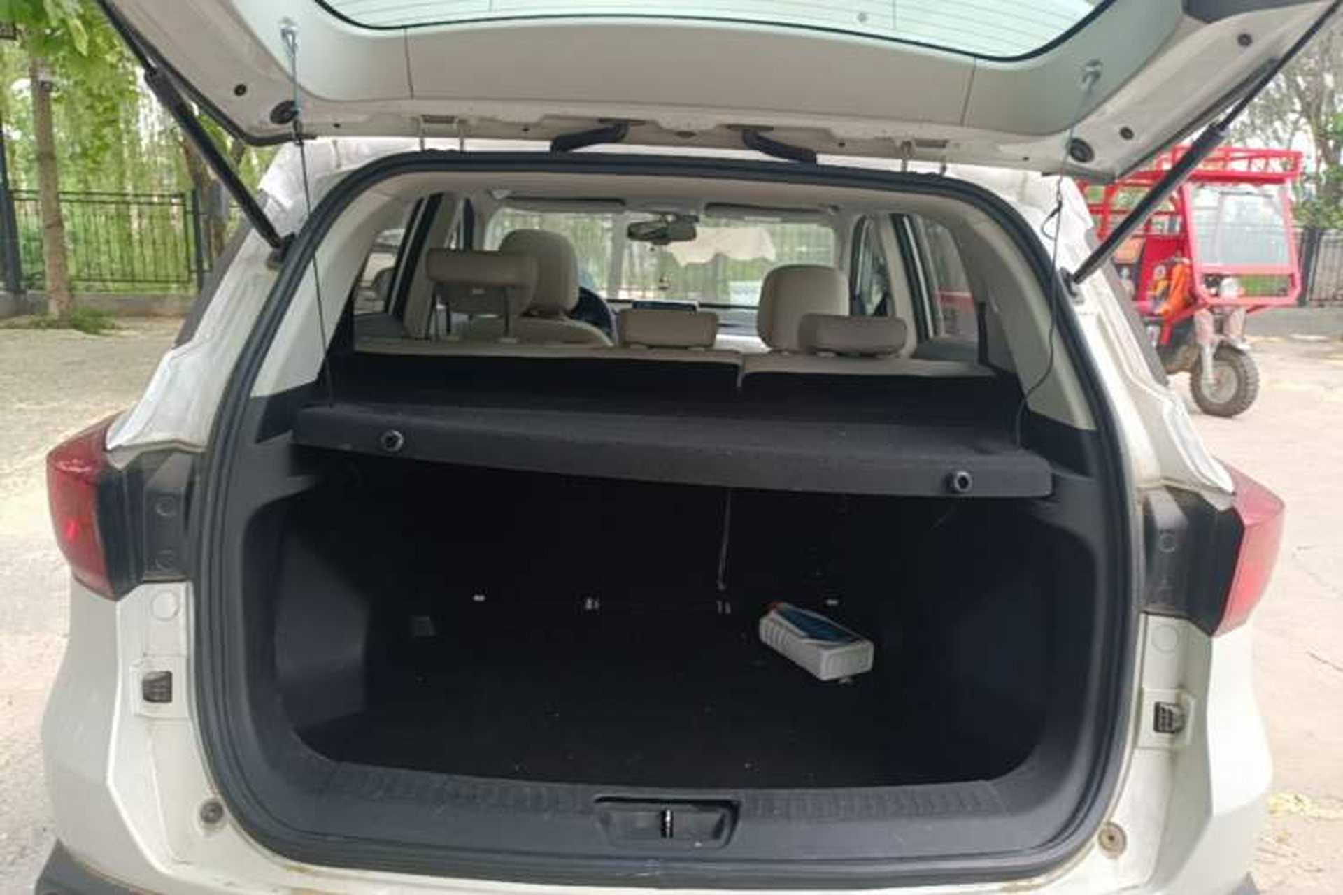 Used Hanteng X5 2018 1.5T CVT New Year Edition Trunk