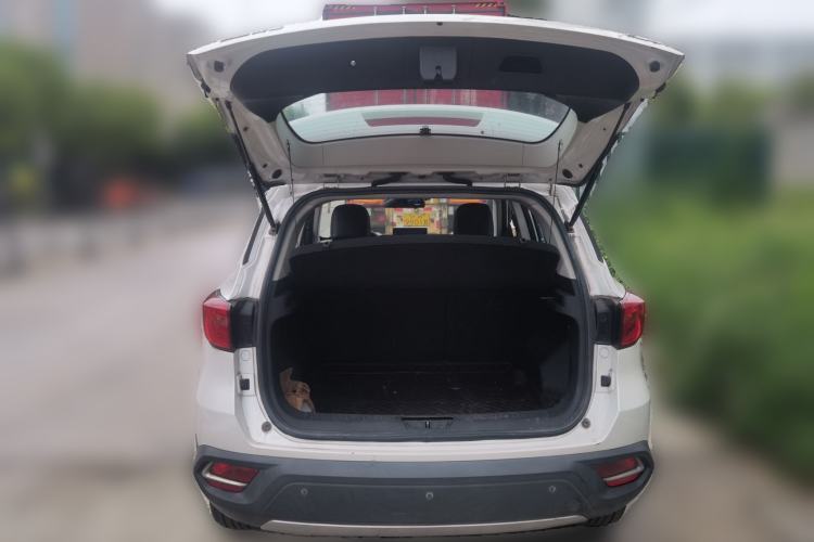 Used Hanteng X5 2018 1.5T CVT Elite Edition Trunk