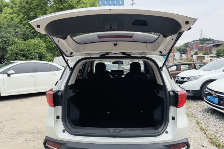 Used Hanteng X5 2018 1.5L Manual Elite Edition Trunk
