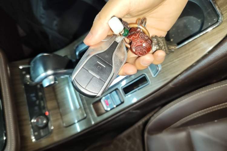 Used Hanteng X5 2018 1.5T CVT Luxury Edition Vehicle Key
