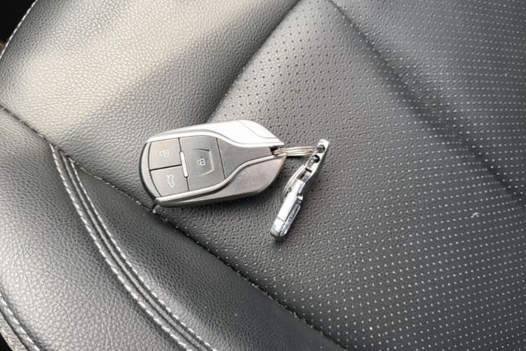 Used Hanteng X5 2018 1.5L Manual Elite Edition Vehicle Key