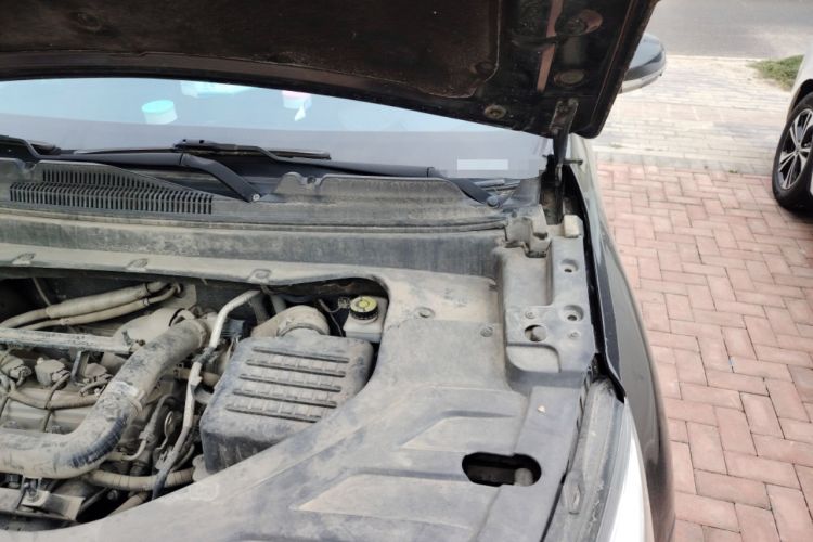 Used Hanteng X5 2019 MAX 1.5T Manual Smart Edition 7-Seater Engine Bay Left