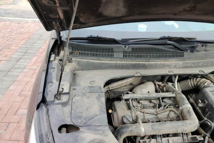 Used Hanteng X5 2019 MAX 1.5T Manual Smart Edition 7-Seater Engine Bay Right