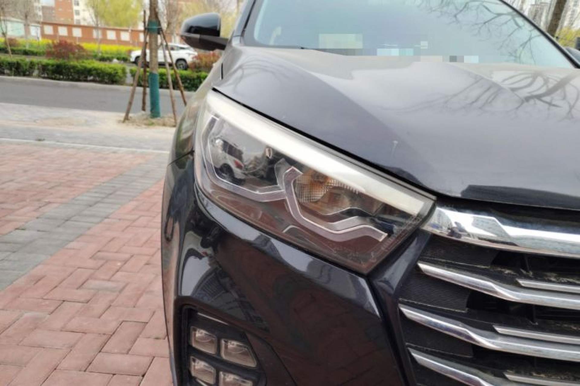 Used Hanteng X5 2019 MAX 1.5T Manual Smart Edition 7-Seater Right Front Headlight