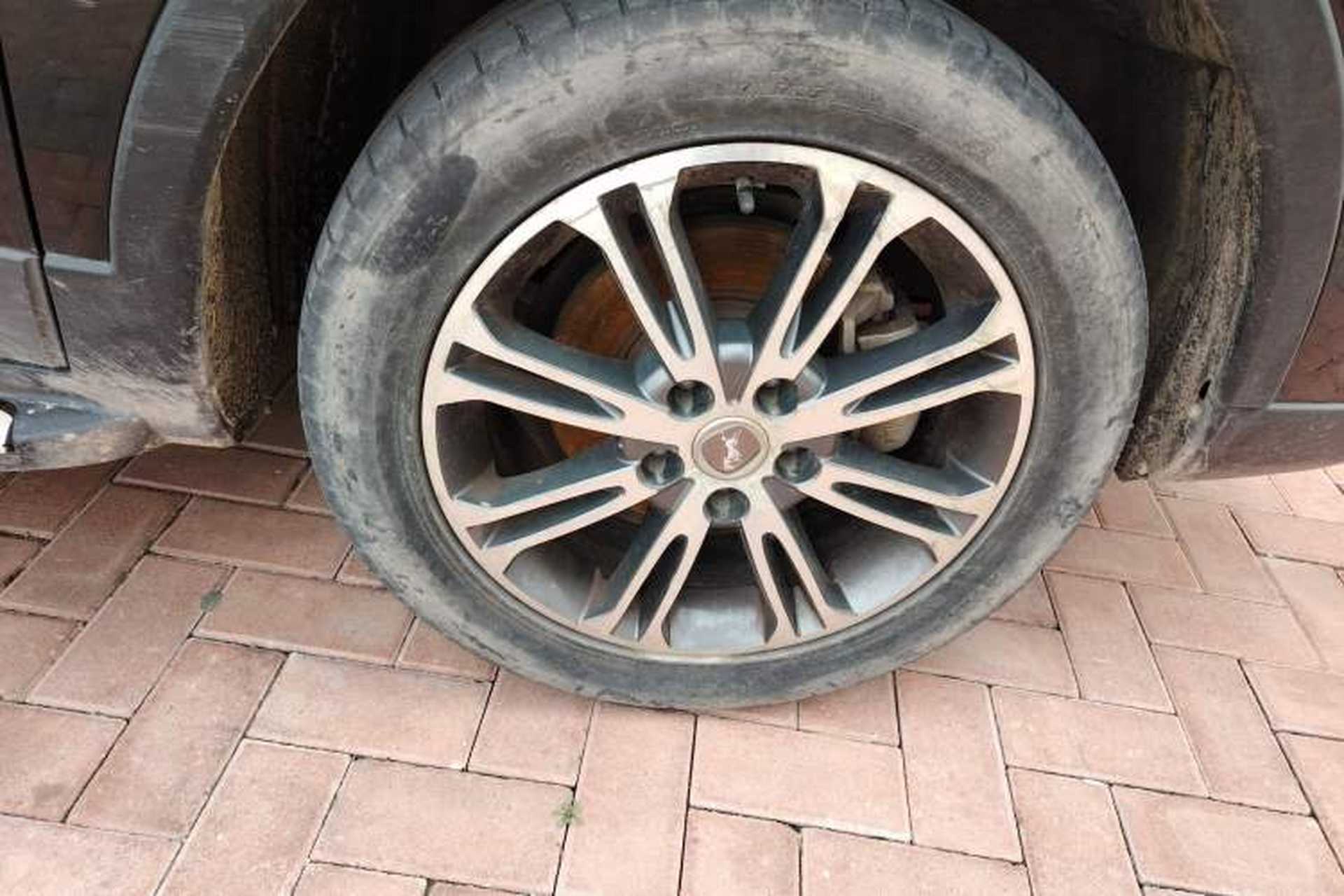 Used Hanteng X5 2019 MAX 1.5T Manual Smart Edition 7-Seater Right Front Wheel Hub