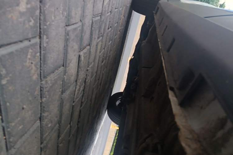Used Hanteng X5 2019 1.5L Manual Entrepreneur Edition Chassis Rear Left