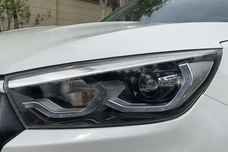 Used Hanteng X5 2019 MAX 1.5T CVT ZhiZun Model 7 Seats Exterior 8