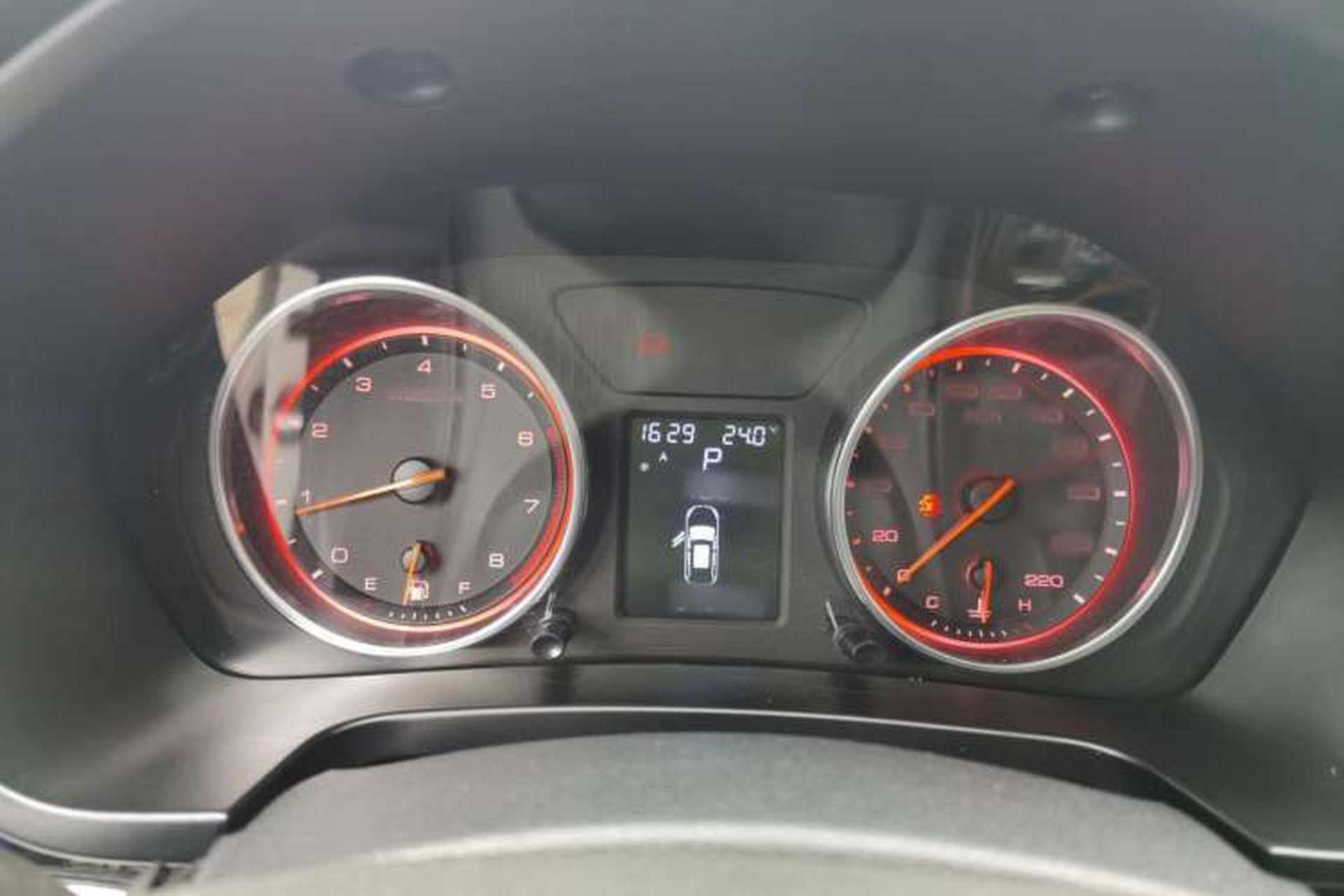 Used Hanteng X5 2019 MAX 1.5T CVT Luxury 7-Seater Instrument Cluster