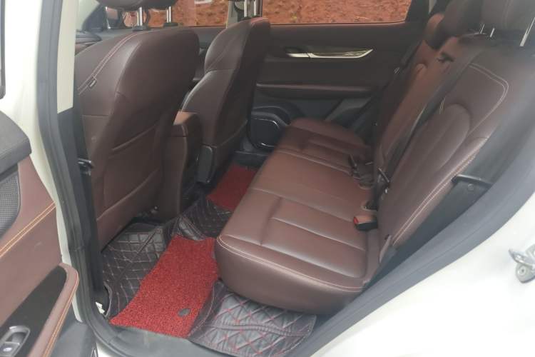 Used Hanteng X5 2019 MAX 1.5T CVT Luxury 7-Seater Interior 4