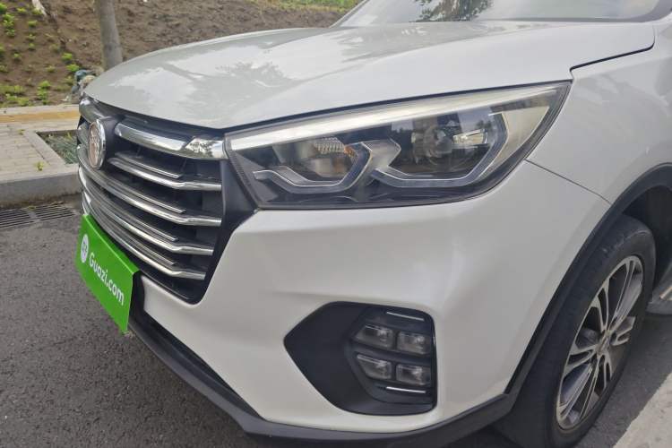 Used Hanteng X5 2019 MAX 1.5T CVT Luxury 7-Seater Left Front Headlight