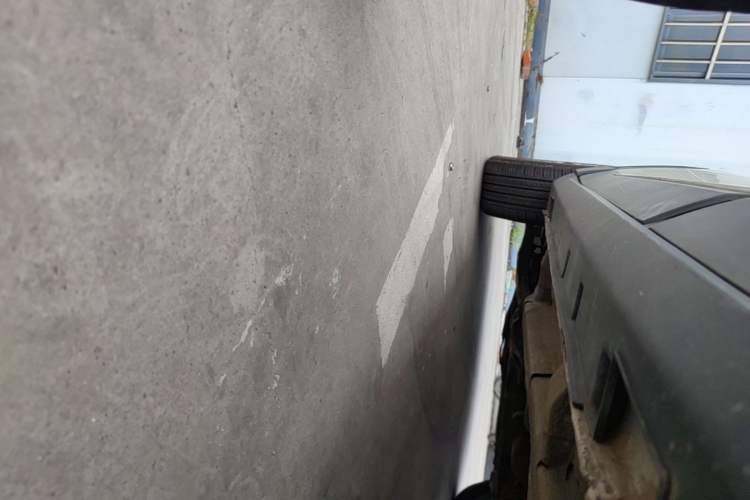 Used Hanteng X5 2019 MAX 1.5T CVT Luxury 7-Seater Left Side Sill