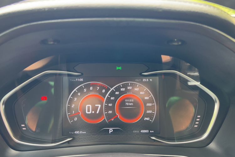 Used Hanteng X5 2019 MAX 1.5T CVT ZhiZun Model 7 Seats Odometer Close Up