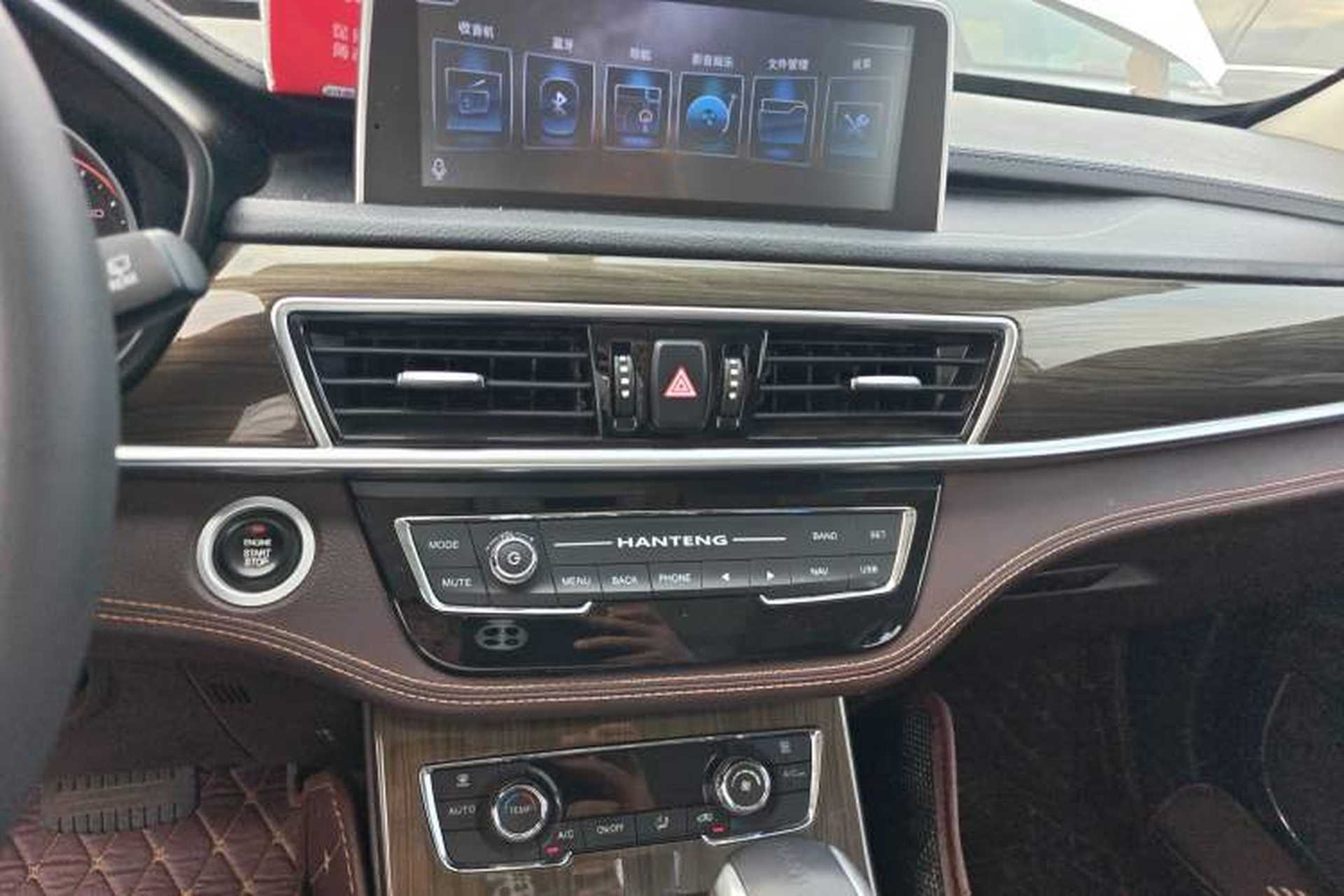 Used Hanteng X5 2020 1.5T Automatic Luxury Model 5 Seats Audio And AC Panel
